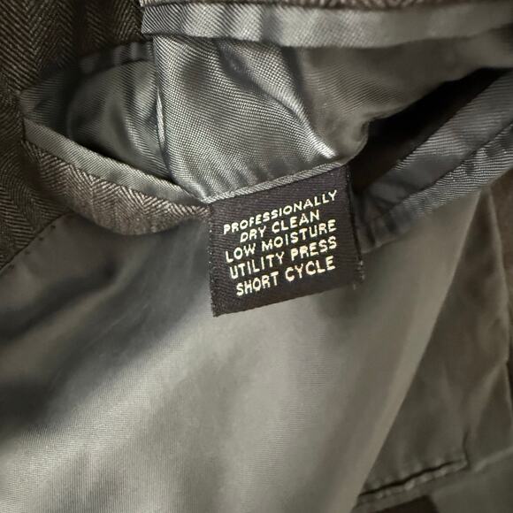 Jos. A. Bank Signature Collection Gray Wool Herringbone Sportscoat Blazer 48R - Picture 8 of 16